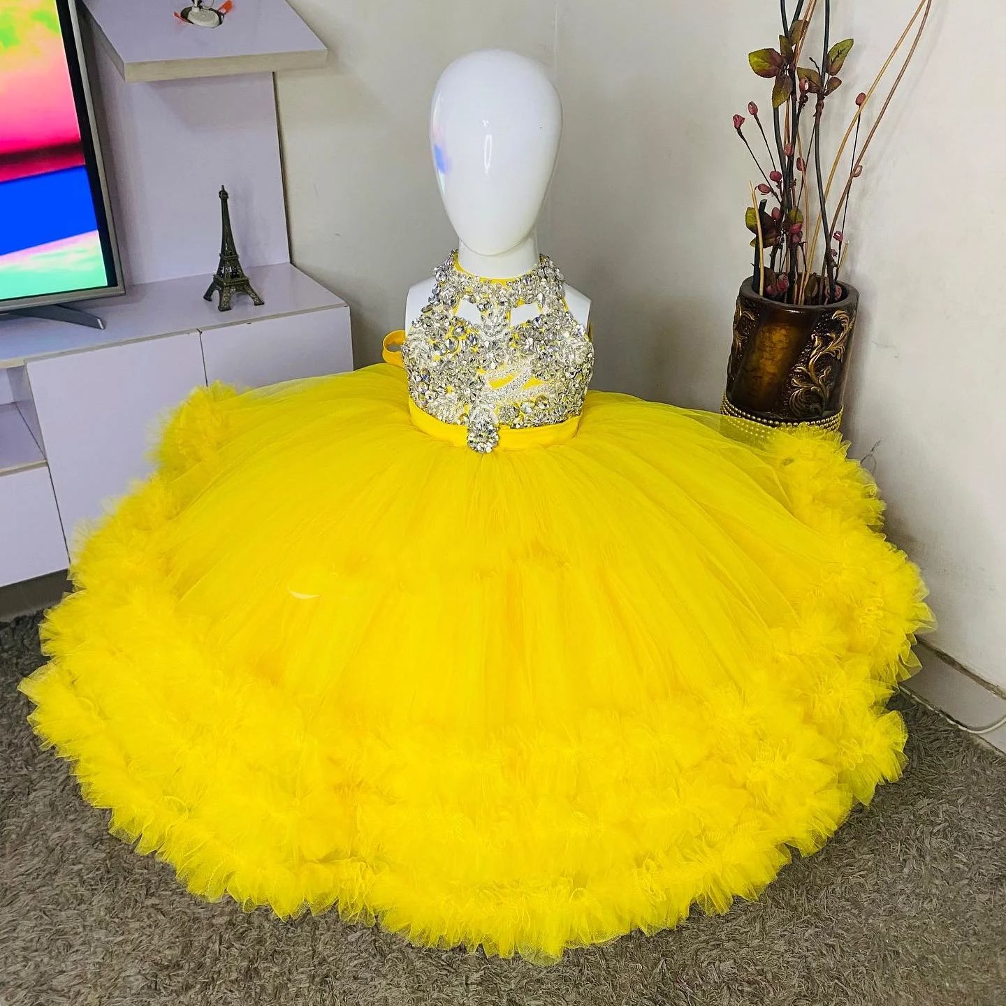 Lindo vestido amarelo flor men - Embroidery Yellow Dress avaliação e preço