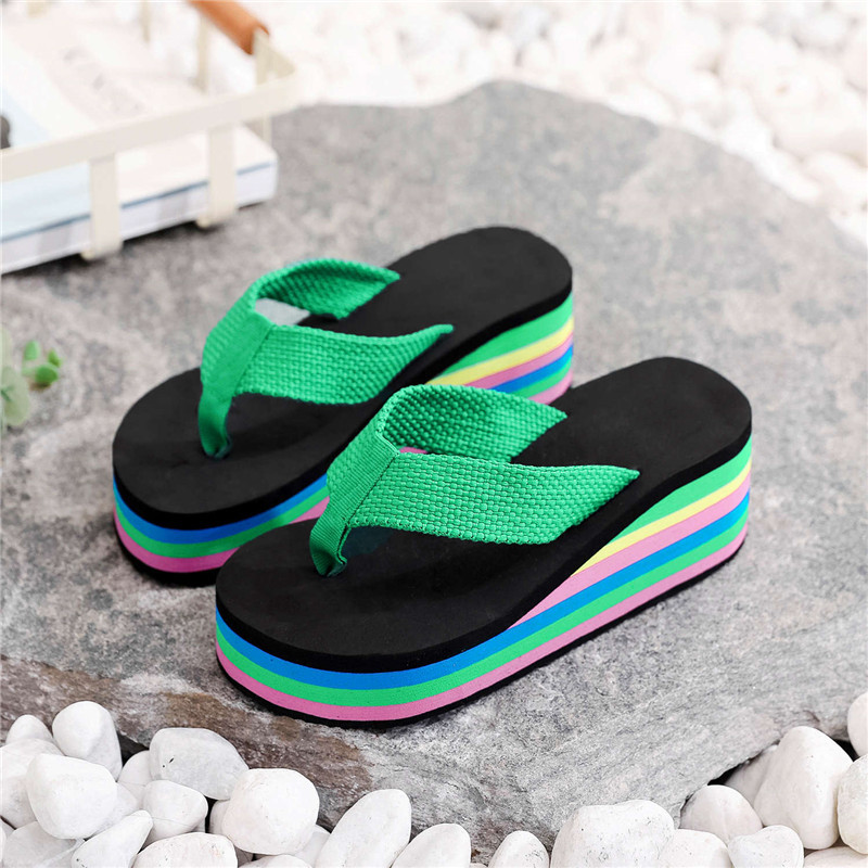Chinelo de Praia Feminino Anti - Embroidery Garments avaliação e preço