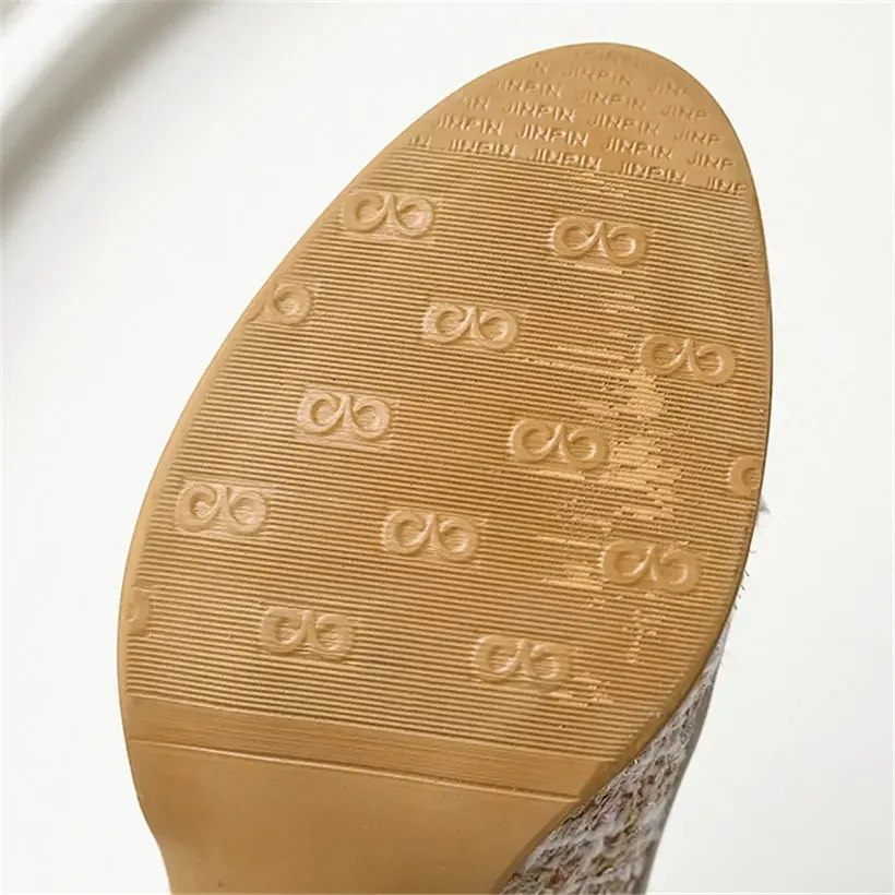 Salto robusto Mary Janes para  - Embroidery Garments avaliação e preço